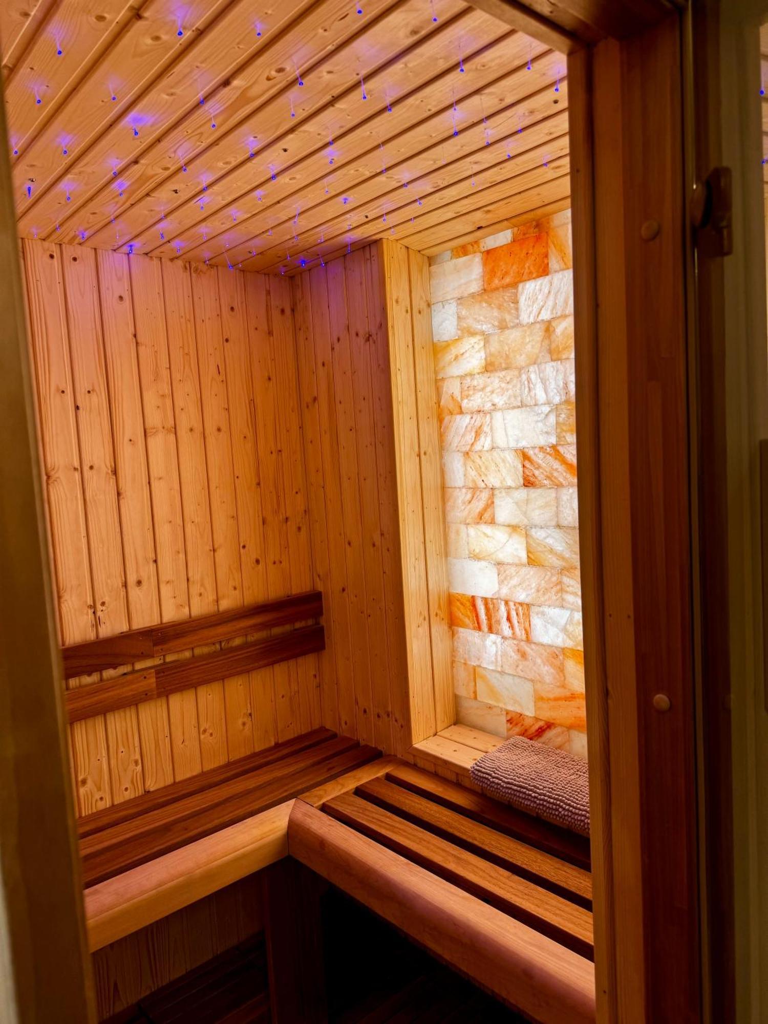 Jacuzzi Royal Suite Budapest Ngoại thất bức ảnh