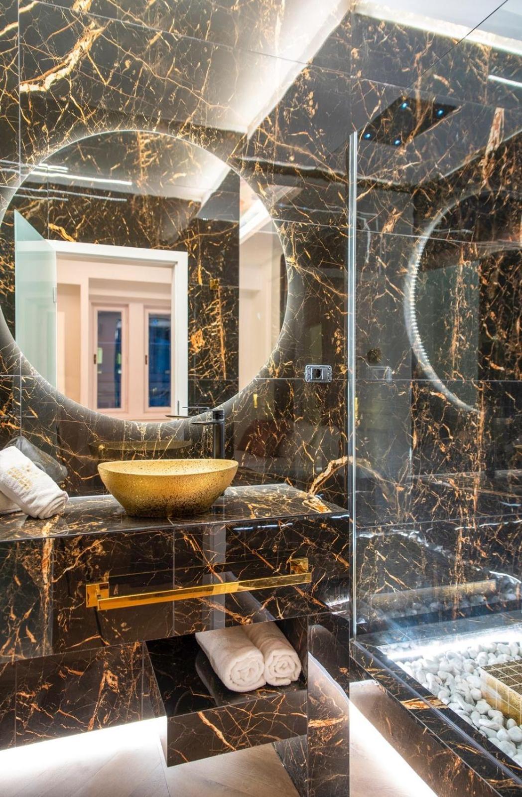 Jacuzzi Royal Suite Budapest Ngoại thất bức ảnh